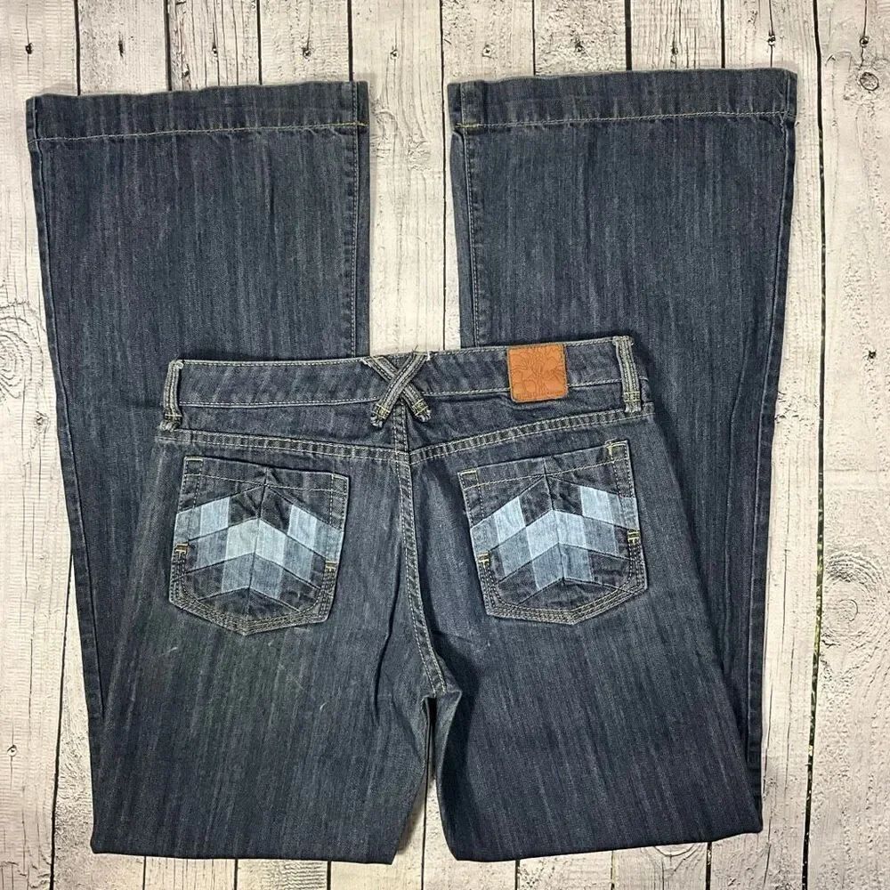 BCBGeneration Bootcut Jeans - Picture 2 of 6